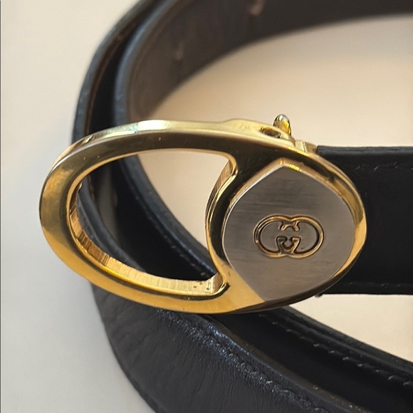 GUCCI Black Leather Belt with Gold Buckle - Picture 1 of 8